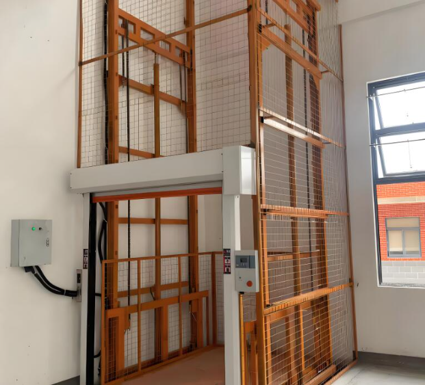 永城升降货梯是特种设备码